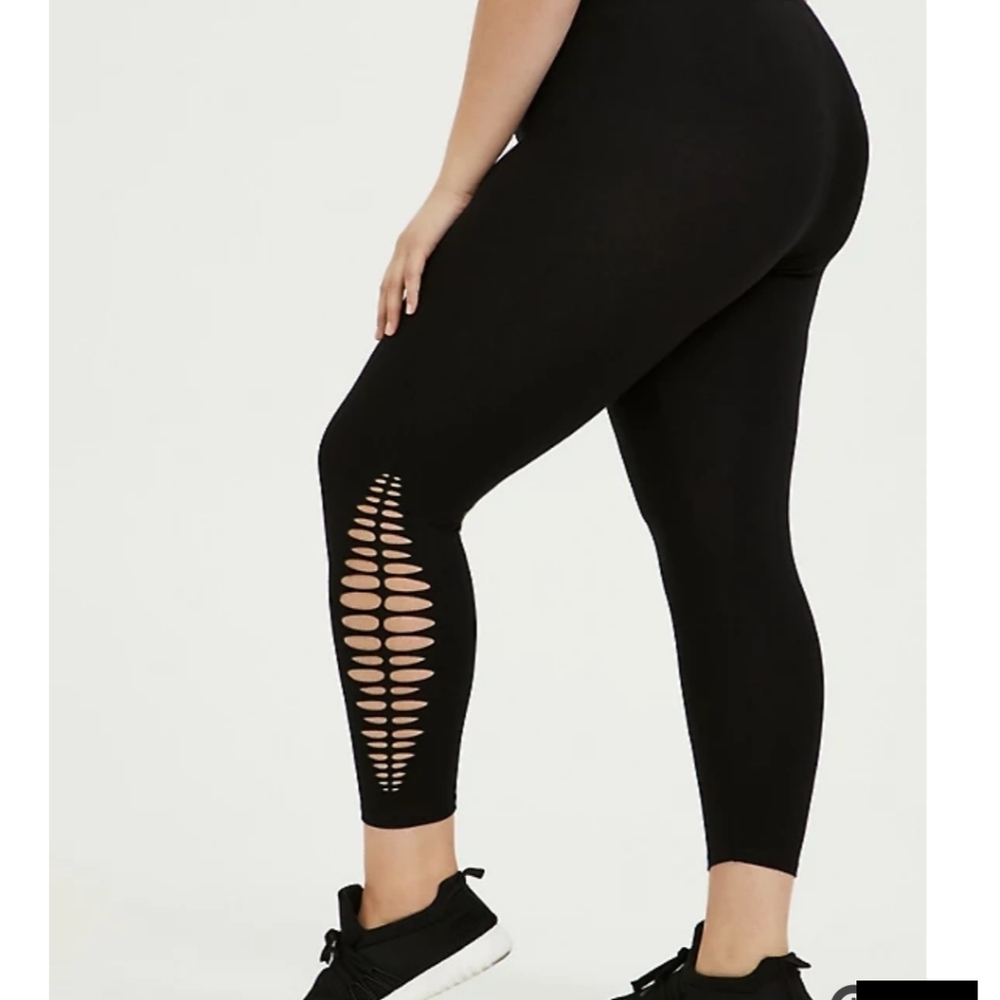 🆕SIDE SLASH BLACK - CROP PREMIUM LEGGING